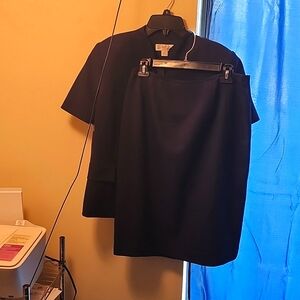 Its a Emily Two Piece Suit Size 12 Navy Blue women's